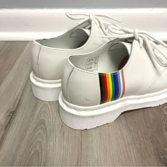 Dr. Martens Shoes Girls 4 White Leather w/Monochrome Rainbow Stripe Derby Oxford