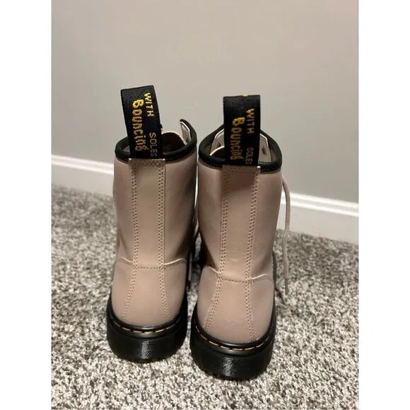 Dr martens Zavala taupe lace up boots size 8