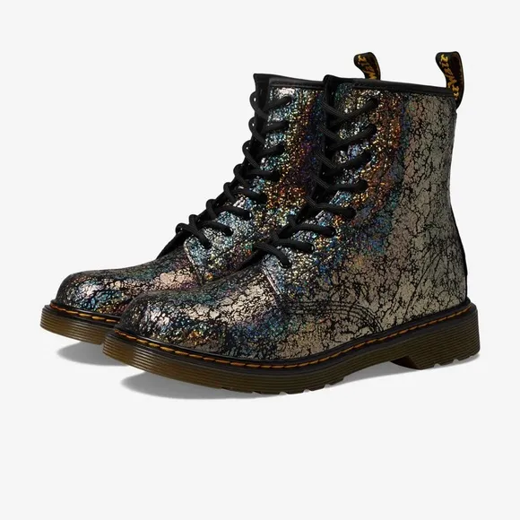 Dr Martin crinkle metallic lace up boots size 9 ( toddler)