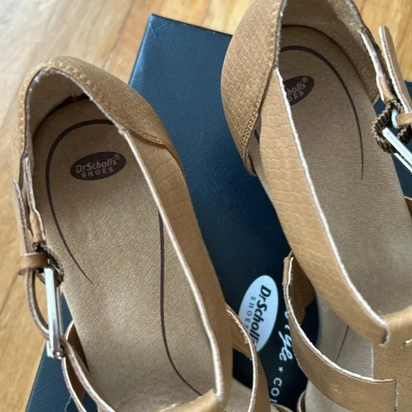 Dr Scholl’s Barton Snakeskin Embossed Wedges brown 9.5 M gladiator buckle strap