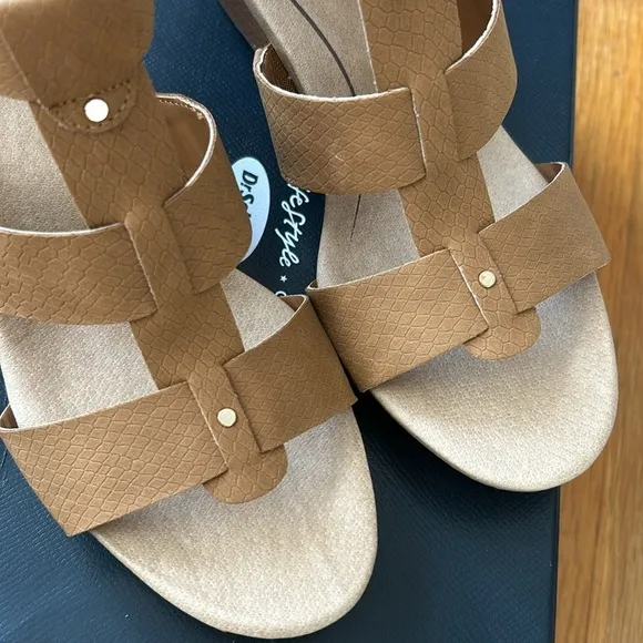 Dr Scholl’s Barton Snakeskin Embossed Wedges brown 9.5 M gladiator buckle strap
