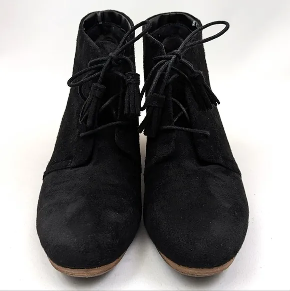 Dr. Scholl's Dakota Tassel Lace Up Comfort Wedges Black Fabric Vegan size 9 NWOT