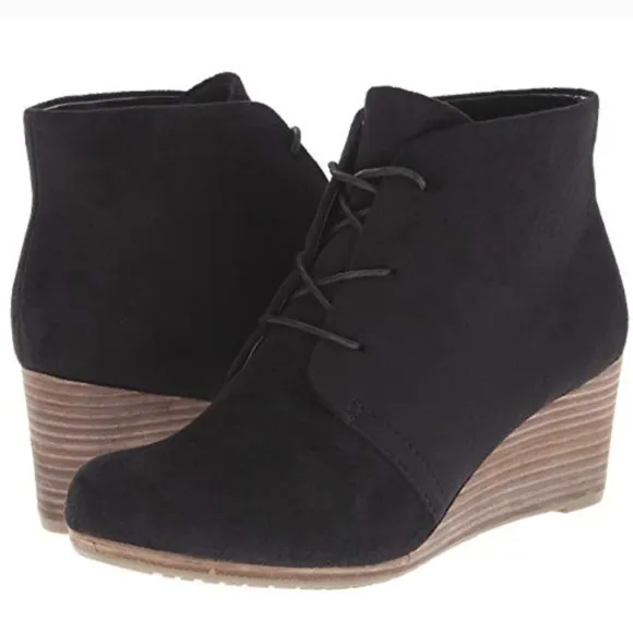 Dr. Scholl's Dakota Tassel Lace Up Comfort Wedges Black Fabric Vegan size 9 NWOT
