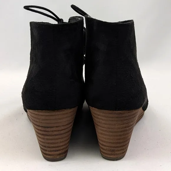 Dr. Scholl's Dakota Tassel Lace Up Comfort Wedges Black Fabric Vegan size 9 NWOT