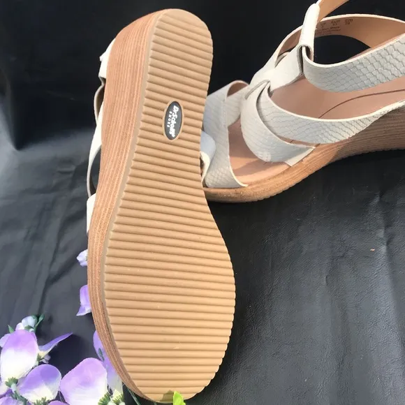 Dr. Scholls Women's Later Sandal Wedges Shoes 11M
