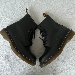 Dr.Martens 1460 COMBAT BOOTS The Original
