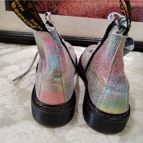 Dr.Martens Girls Rainbow Boots Size EU-32/US-1