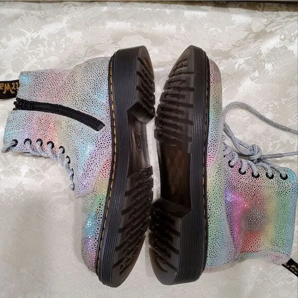 Dr.Martens Girls Rainbow Boots Size EU-32/US-1