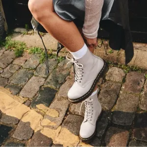 Dr.Martens Women’s SZ.9 1460 Smooth Leather Vintage Taupe Lace Up Boots New