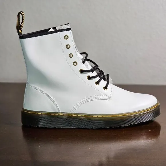 Dr. Martens Zavala Combat Boots White Brown Women's Size 6 Leather AW004 DMs New