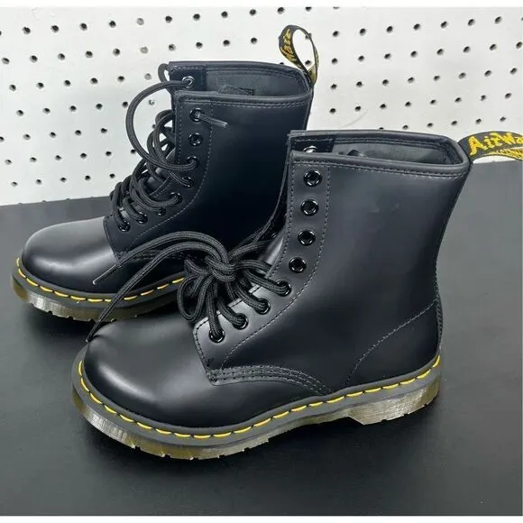 Dr.Martens combat boots