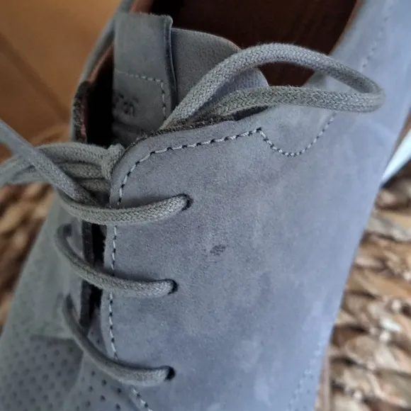 Ecco Mens Jeremy Perforated Derby/Oxford/Dress Shoes Dove Grey Suede  S(10-10.5)