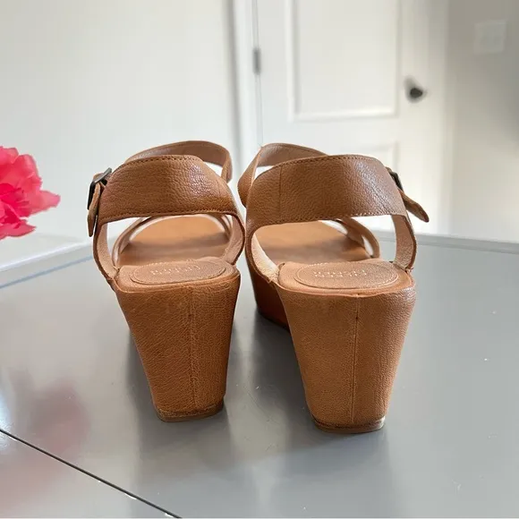 Eileen Fisher Camel Brown Tan Leather Ankle Strap Wedges