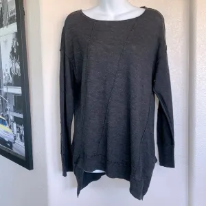 EILEEN FISHER WOMAN Grey merino wool sweater angled seams asymmetrical hem M EUC