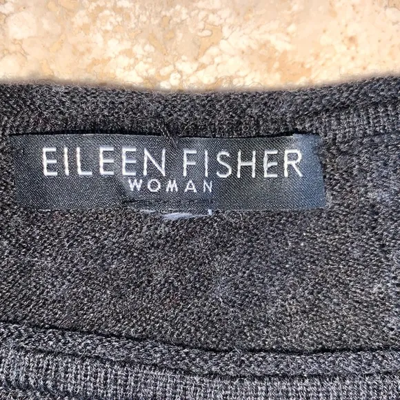 EILEEN FISHER WOMAN Grey merino wool sweater angled seams asymmetrical hem M EUC