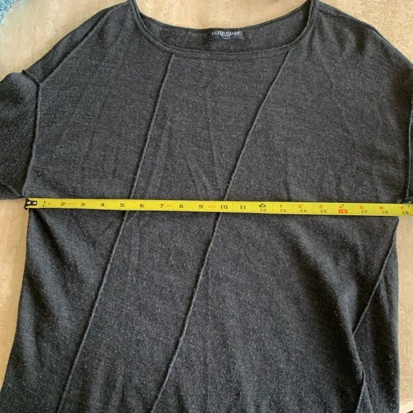 EILEEN FISHER WOMAN Grey merino wool sweater angled seams asymmetrical hem M EUC
