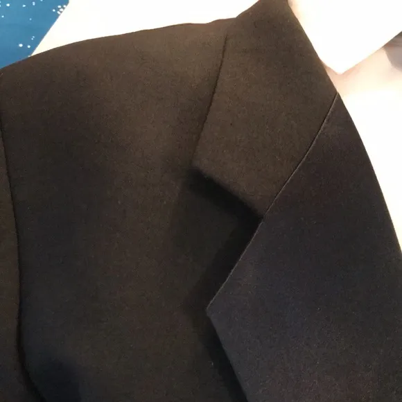 Emuo Bruzzi Tuxedo Coat