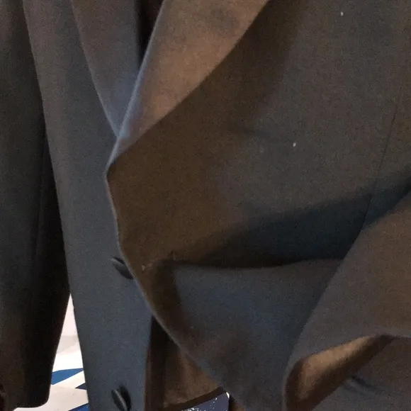 Emuo Bruzzi Tuxedo Coat