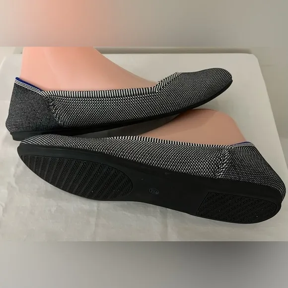 EUC Rothy’s Women’s Classic Slip-On Flats Round Toe Charcoal; Size 9.5