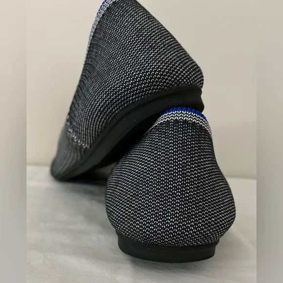 EUC Rothy’s Women’s Classic Slip-On Flats Round Toe Charcoal; Size 9.5
