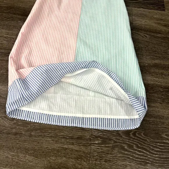 EUC Vineyard Vines x Kentucky Derby Seersucker Shift Dress Size 4 Pastel Stripe