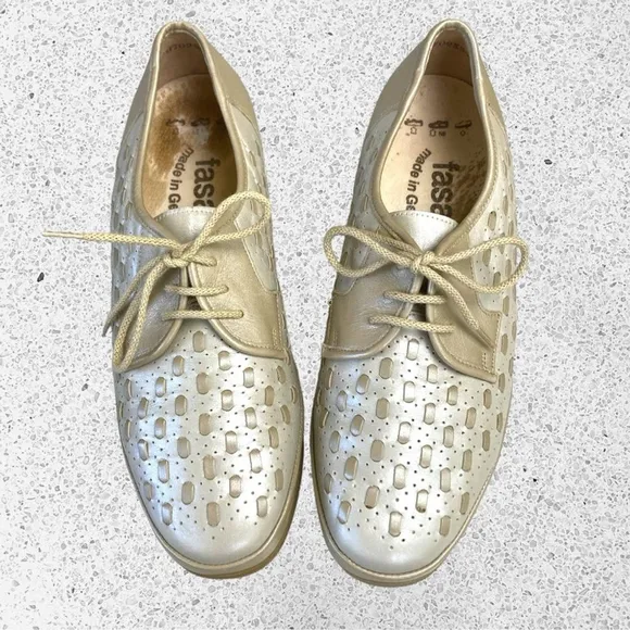 Fazan Two Tone Oxford Wedge Heel All Leather Spectator Shoes Women’s Sz. 7