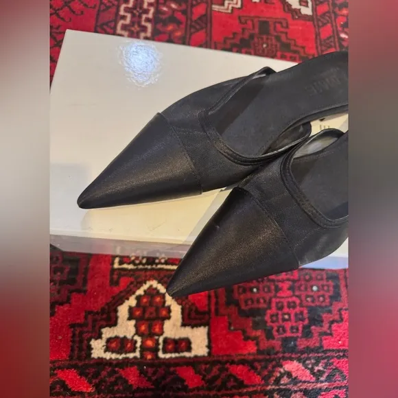 FEMME LA Amelie Slipper in Noir Flats 9