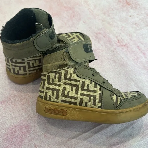 Fendi classic logo toddler kids high top shoes Velcro closure