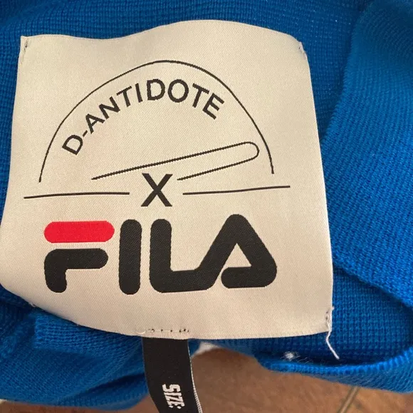 FILA D-ANTIDOTE Wool Blue Cardigan Soft Knit Blazer Seoul London Belt