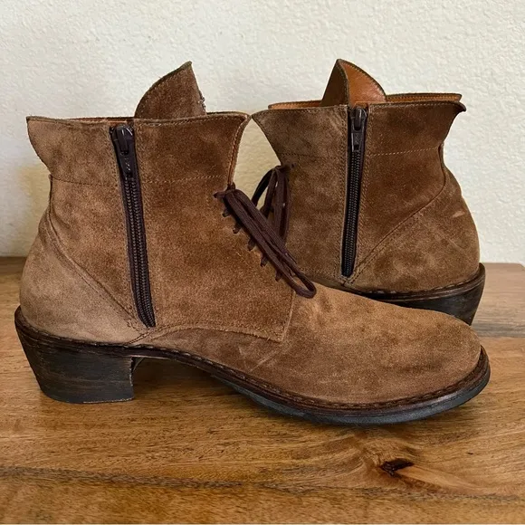 Fiorentini   Baker ETERNITYBrown Suede Lace-up Boots Size 13