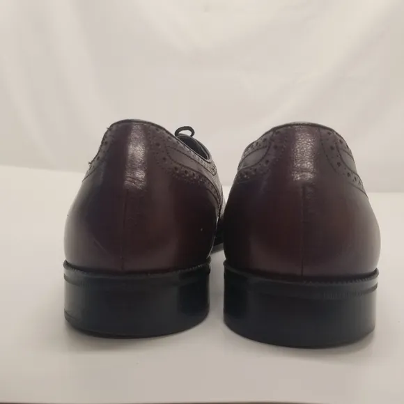 Florsheim Mans Size 10.5D Oxford Derby Cordovan Leather Cap Toe Comfort