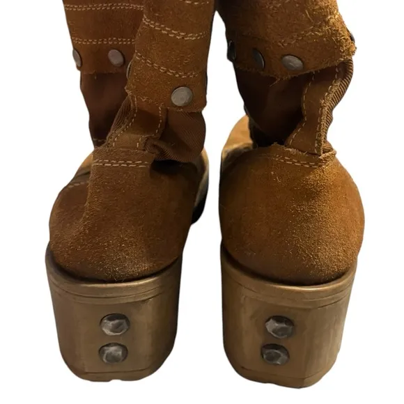 Fly London combat boots Tan brown Lace Up Chunky Heel women’s size 40 / US 9