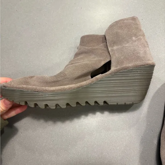 FLY LONDON grey suede yema wedges platform shoes EU 39