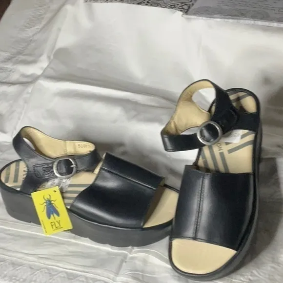 Fly-London Lesther Platform Wedges-‎ Bano