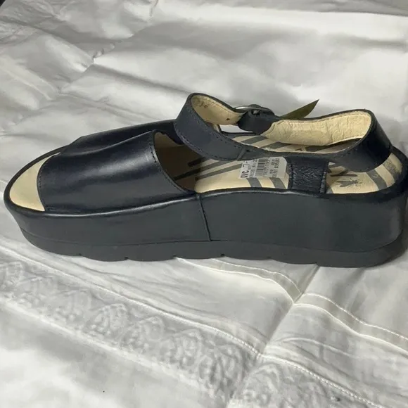 Fly-London Lesther Platform Wedges-‎ Bano