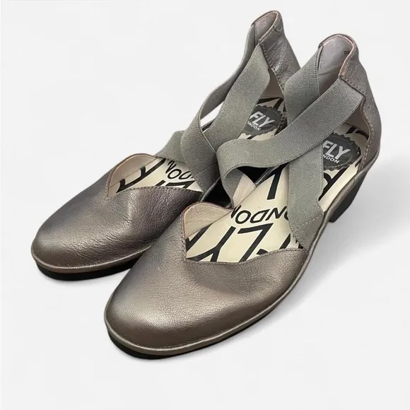 Fly London Paco Wedges in Pewter Idra Leather EU 39 US 8 - 8.5