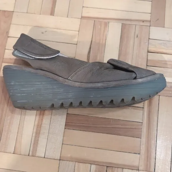 Fly London Yakin leather twist strap wedges size 38