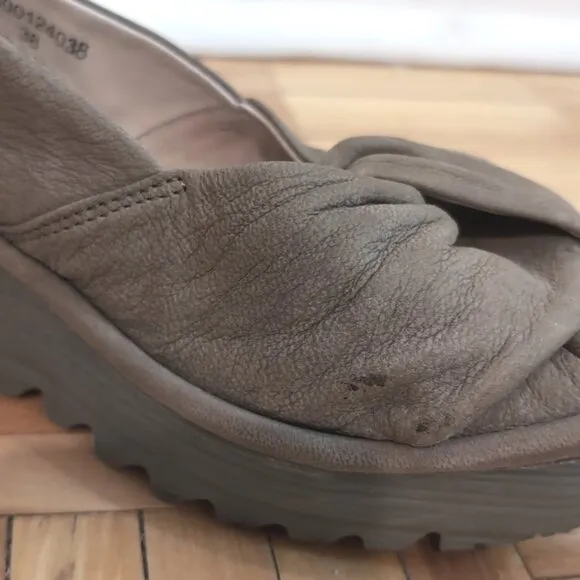 Fly London Yakin leather twist strap wedges size 38