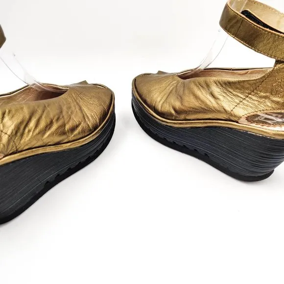 Fly London Yala Peep Toe Wedge Sandals in Gold Bronze Metallic 37 6.5 7