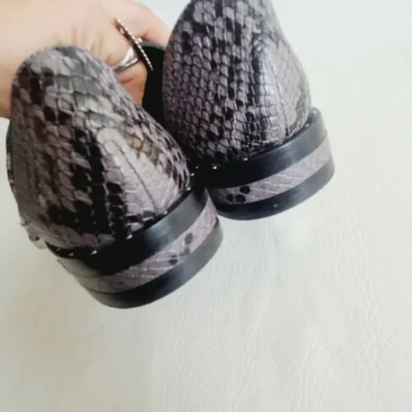 Freda Salvador Wear D'Orsay Laceless Derby in Charcol Snake Oxford Sz 6
