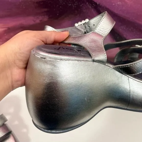 Free People Brooklyn Ankle Strap Plattorm Sandal in Chrome Metallic Size 7.5