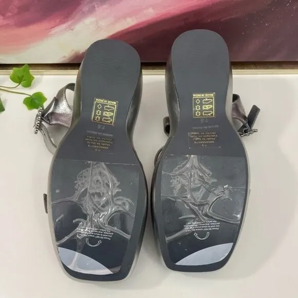 Free People Brooklyn Ankle Strap Plattorm Sandal in Chrome Metallic Size 7.5