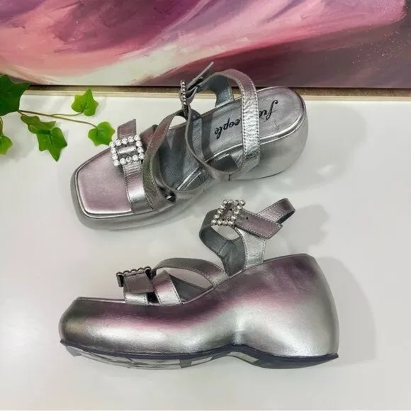 Free People Brooklyn Ankle Strap Plattorm Sandal in Chrome Metallic Size 7.5