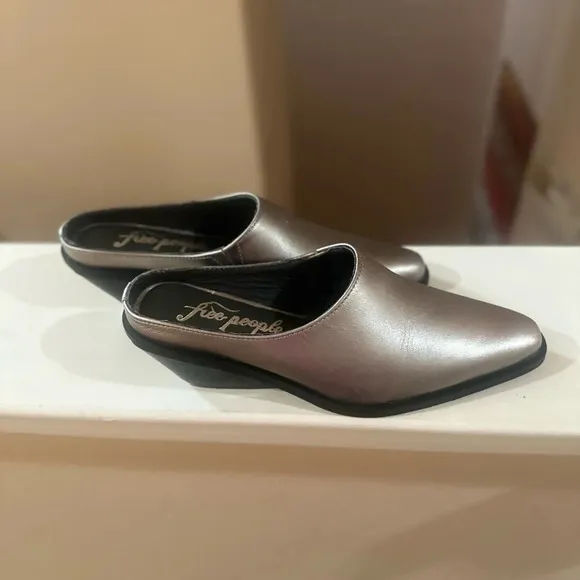 Free People Tallulah Western Wedges Women Slip-on Pewter  Color. Size 37.5 /7.5.