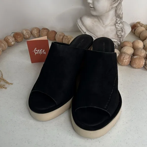 Free People Women's Running in Wedges Mule Sz 7