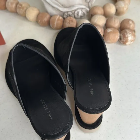 Free People Women's Running in Wedges Mule Sz 7