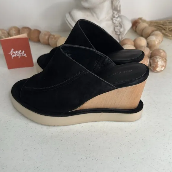 Free People Women's Running in Wedges Mule Sz 7