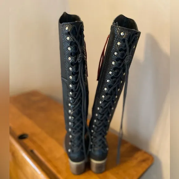 Freebird Womens Catrina Boots Sz 7 Black Leather Tall Back Lace Up Detail
