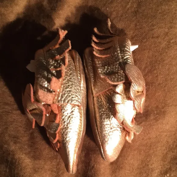 Freshly Picked Baby Gold bow Moccasins extra soft fine Leather