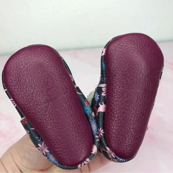 Freshly Picked Mary Jane Dinos &amp; Dahlias size 1 infant Rare Discontinued Style